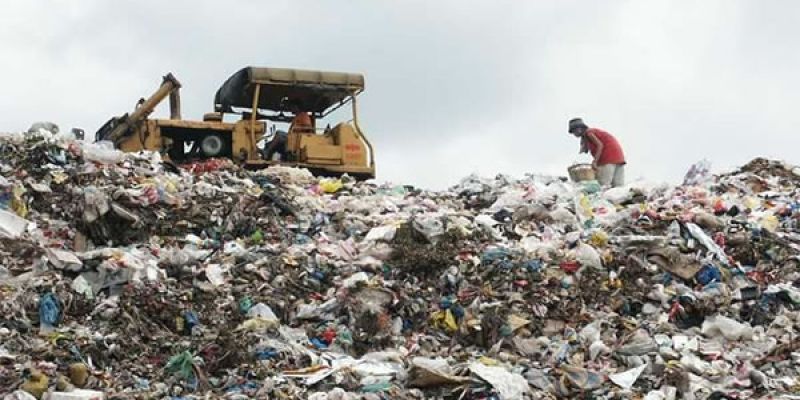 Payatas trash mountain in the Philippines